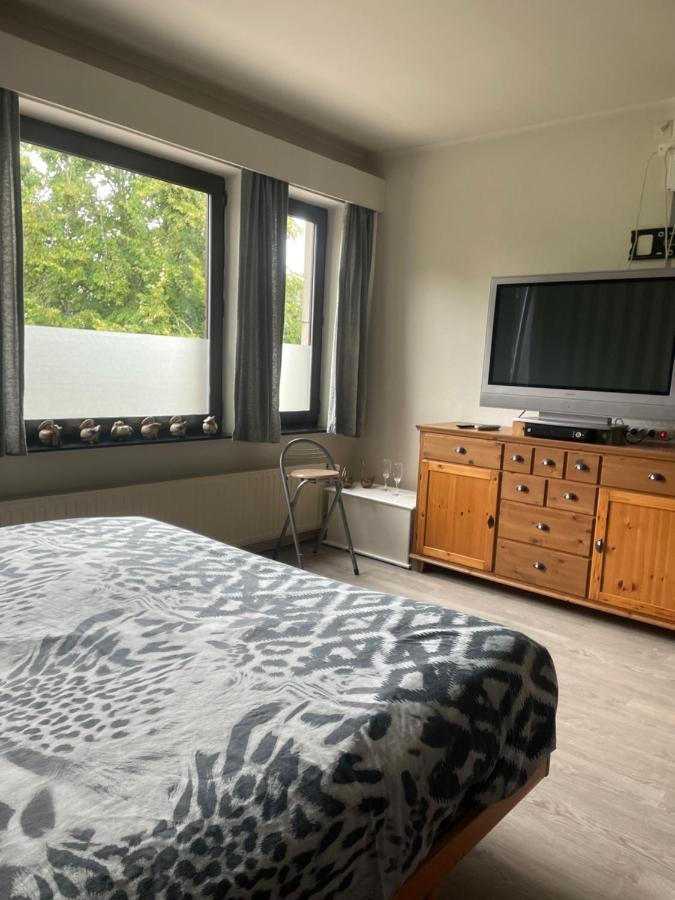 Homestay La Montagne Des Coeurs Eigenbilzen ภายนอก รูปภาพ